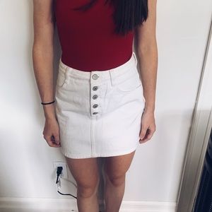 White Brandy Melville mini skirt((:
